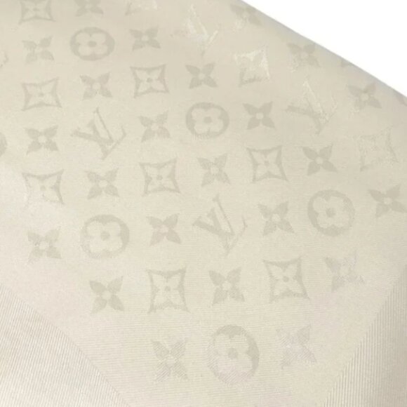 LOUIS VUITTON Vintage LV Logo Monogram Shine Scarf Wrap Beige Silk [106357] - Picture 7 of 8